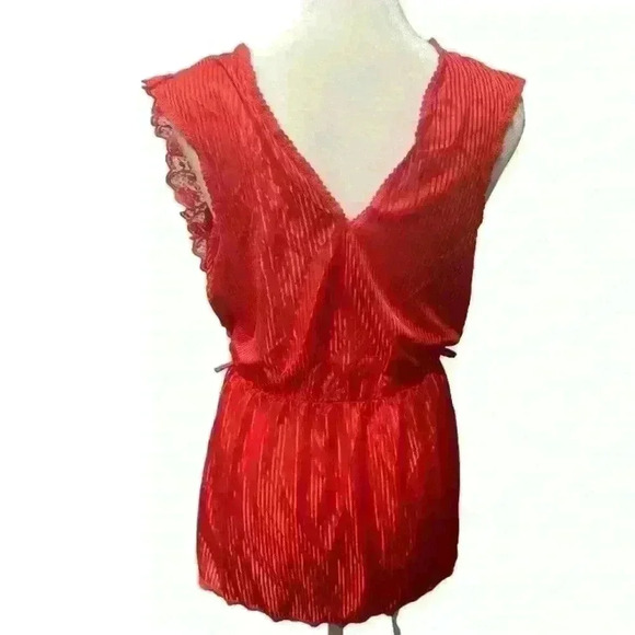 Vintage 80s Red Jaclyn Smith Lace Ruffle Tank Deep V - Picture 4 of 7